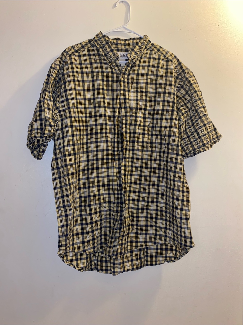 Sedgefield Y2K, black and yellow plaid short sleeve button up shirt size large